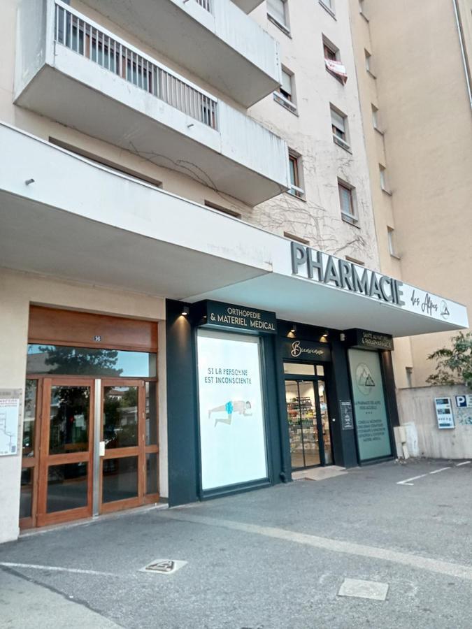 Nart & Niar Apartment Annemasse Bagian luar foto